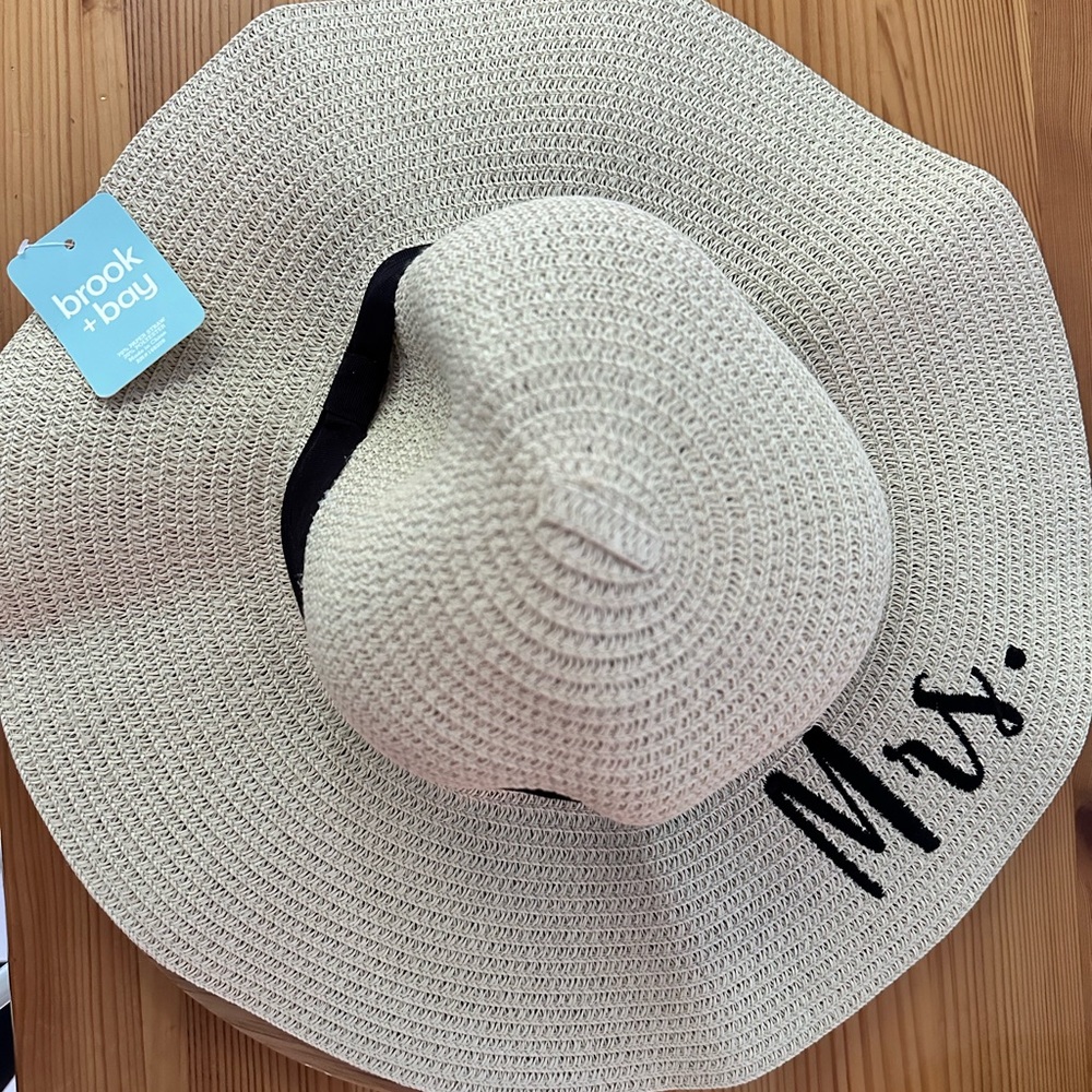 Brook + Bay 'Mrs.' Sun Hat